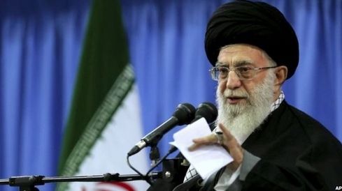 Δεν θα επιτρέψουμε πολιτική και οικονομική επιρροή των ΗΠΑ στο Ιράν   Αγιατολάχ Αλί Χαμενεΐ