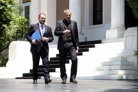 F8DA53856408129BA1CF2A9FC85490B2