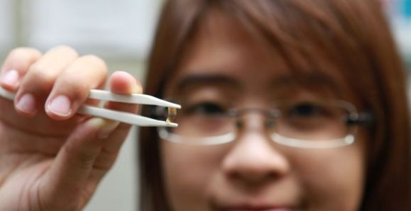 movement nanogenerator