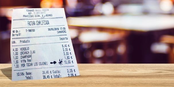 por tocar los cojones