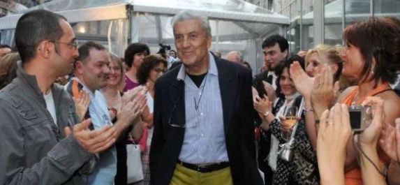 Ο διάσημος Ιταλός σχεδιαστής μόδας Νίνο Τσερούτι έφυγε από τη ζωή στα 91 του