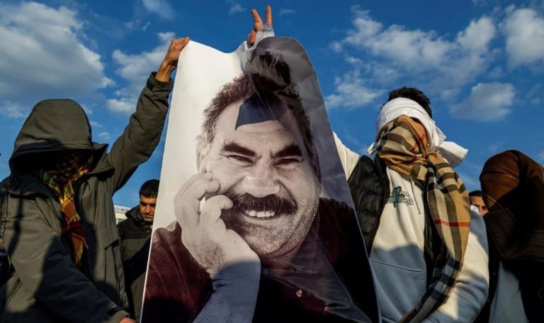 Τουρκία: Το PKK κηρύσσει εκεχειρία