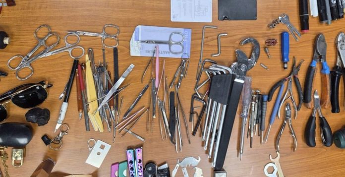 Image 16-12-2025 at 08.09